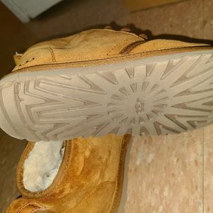 Womens UGG Neumel Short Boot